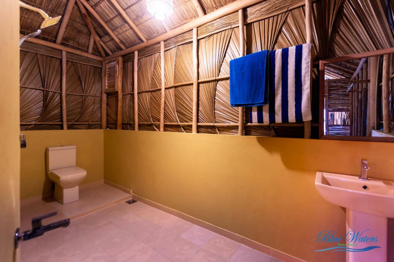 Blue Waters Hotel Arugam Bay Exterior photo